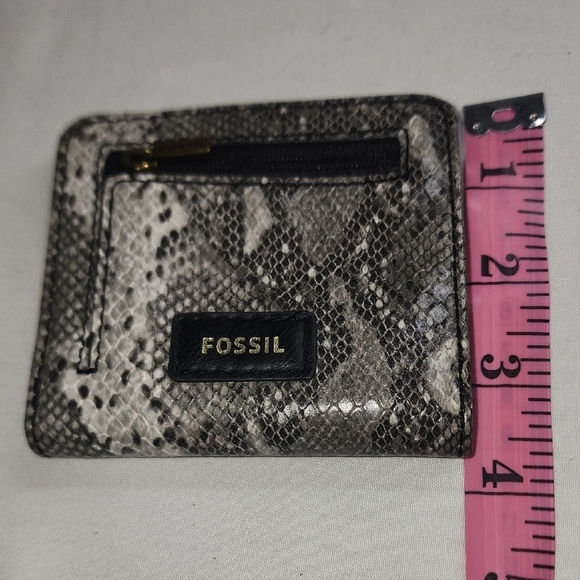 Fossil Black and Gray Snake Print Card Holder - Picture 2 of 7